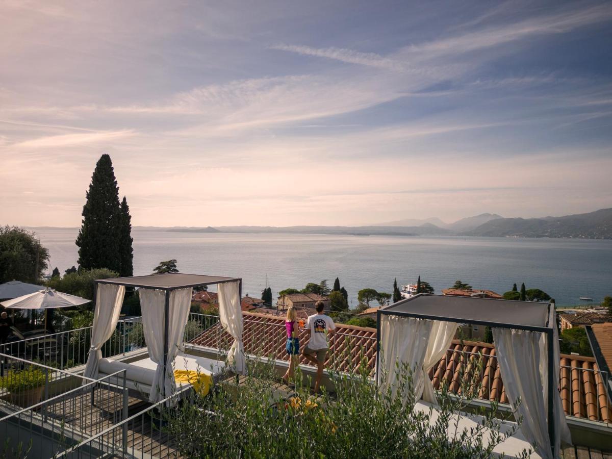 Residence Ca Del Lago Torri Del Benaco Exterior photo